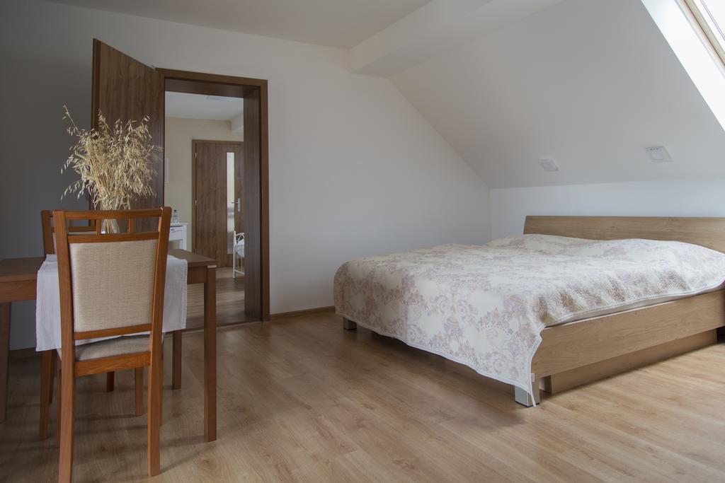 Rekreacny Dom Sisi Hotel Podhajska Ngoại thất bức ảnh